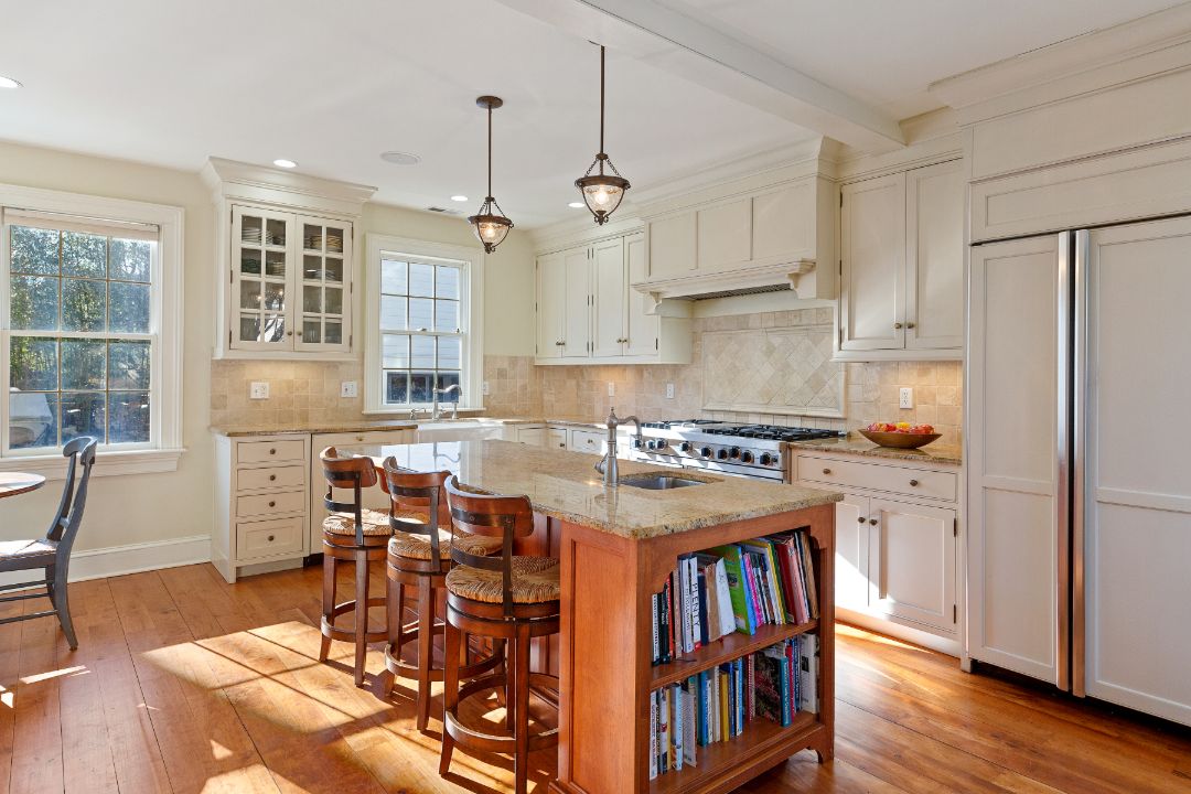 Rings End Road Darien Colonial Kitchen Island