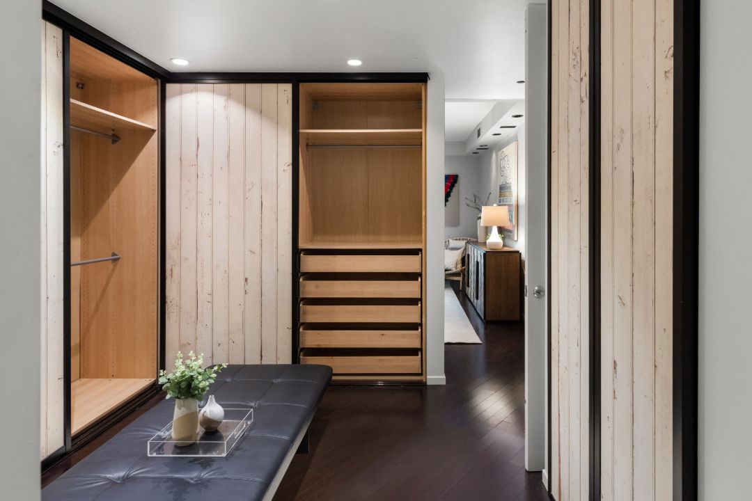Sarah Silverman West Hollywood Home Walk-In Closet