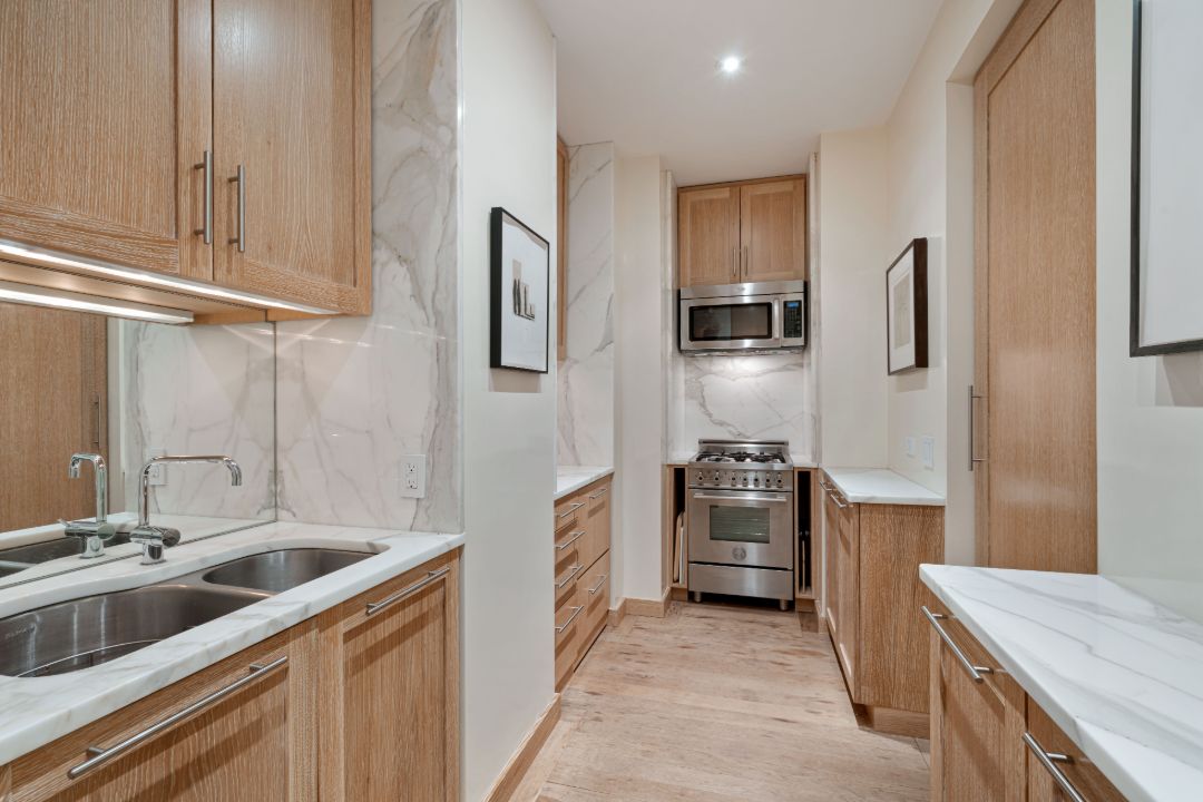 The Osborne West 57 Street Apartment Kitchen