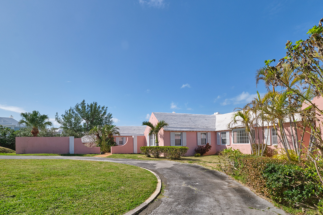 Waterfront Bermuda Home Will Soon Go To Auction Without Reserve Exterior B