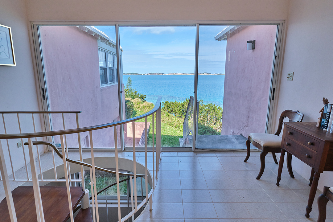 Waterfront Bermuda Home Will Soon Go To Auction Without Reserve Stairs