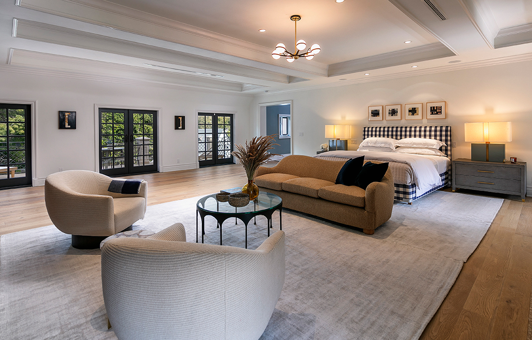 Palatial Beverly Hills Flats Home Once Owned By Edward G Robinson Asks 22m Main Bedroom B