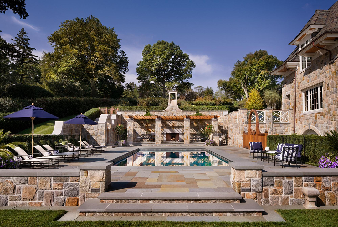 Financiers Waterfront Greenwich Mansion Hits The Market Asking 55m Pool