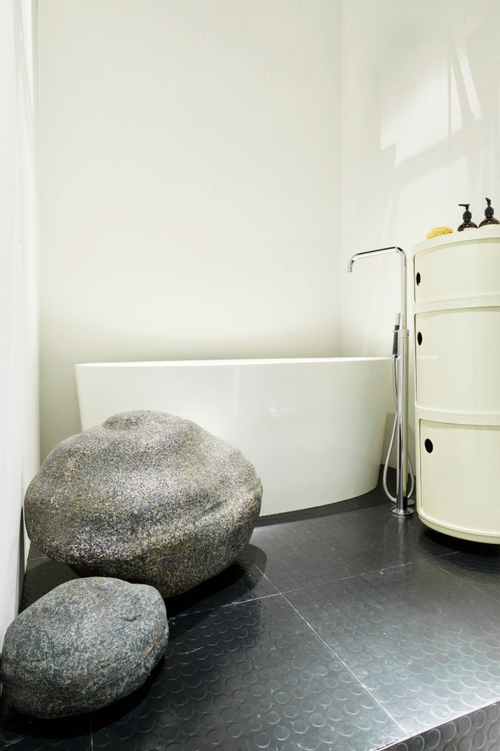 Wooster Street Soho Corner Loft Tub