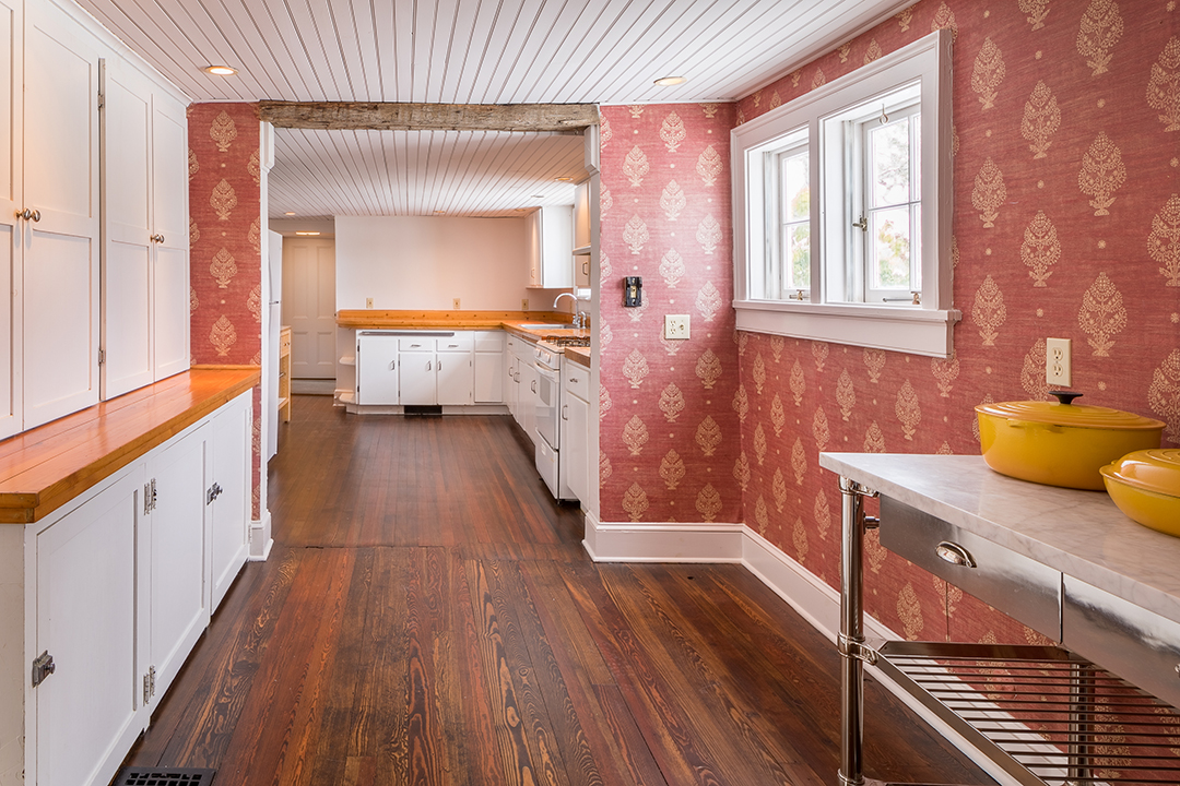 Mary Tyler Moore Former New York Equestrian Estate Lists For 4m Kitchen B