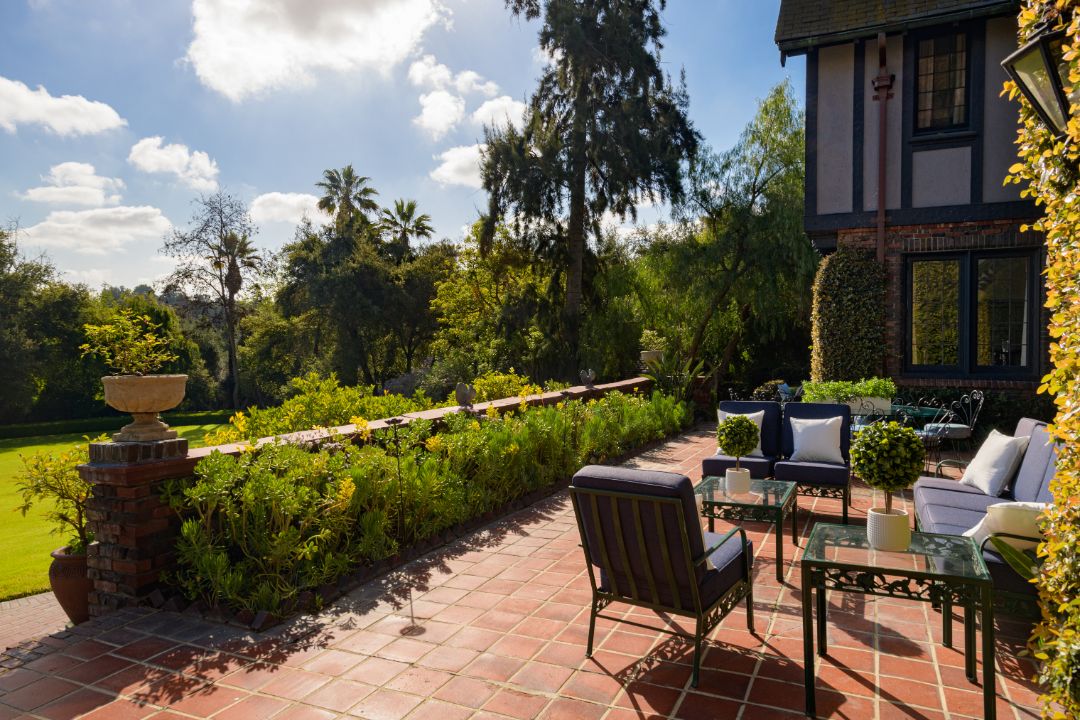 La La Land Pasadena Tudor Patio