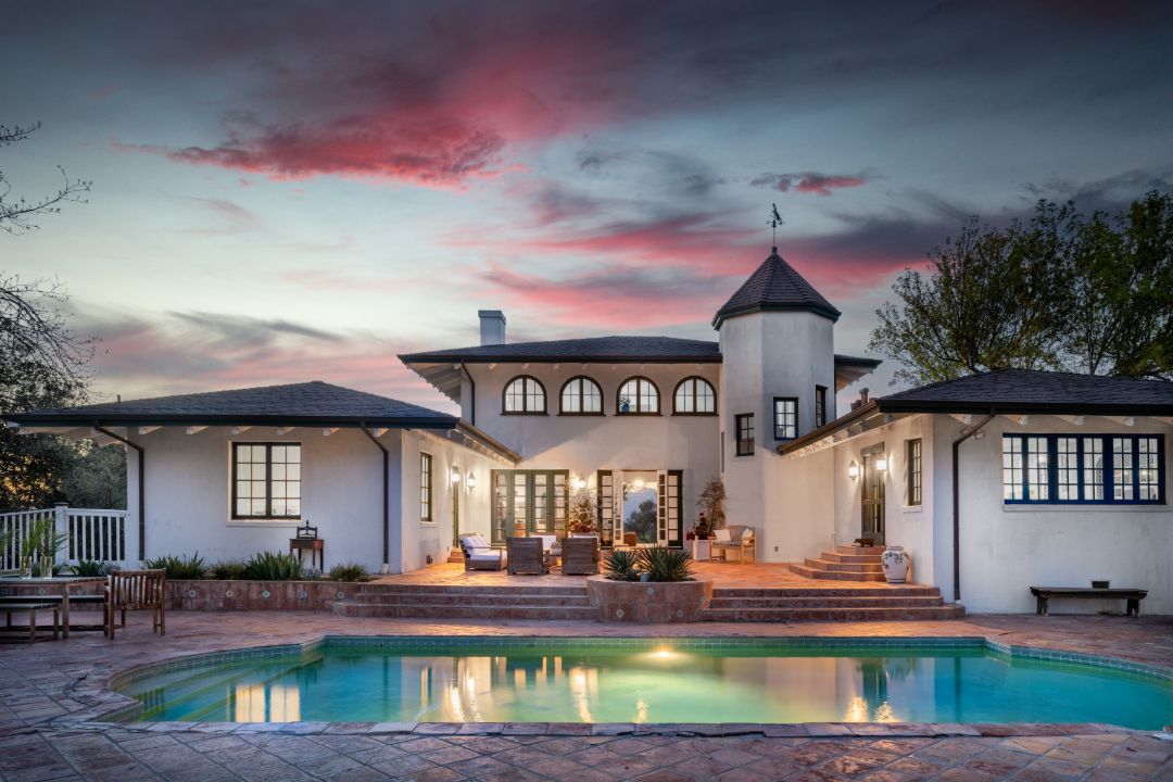 Sonoma Wine Country Estate Poolside