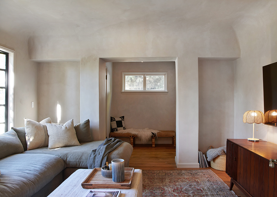 Ashley Tisdale Unloads A 1923 Built Los Feliz Home Den