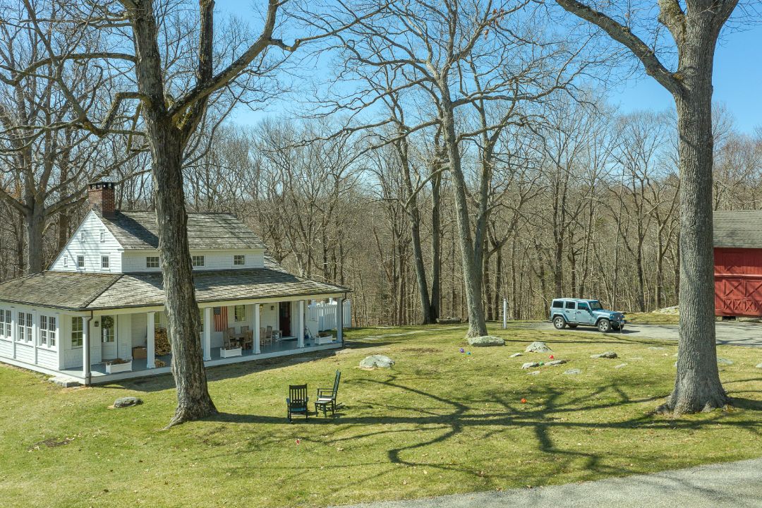 Historic New Canaan Farm Lawn