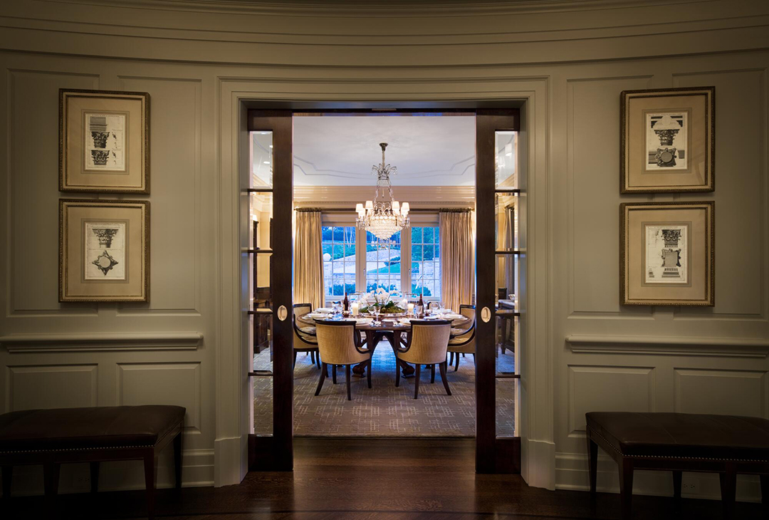 Financiers Waterfront Greenwich Mansion Hits The Market Asking 55m Dining