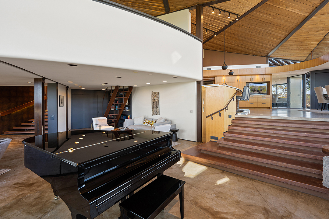 Groovy Architectural Masterpiece With Music Allure Outside Of Austin Lists For 17 5m Piano