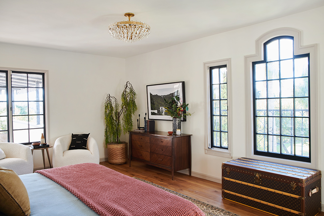 Ashley Tisdale Unloads A 1923 Built Los Feliz Home Bedroom B