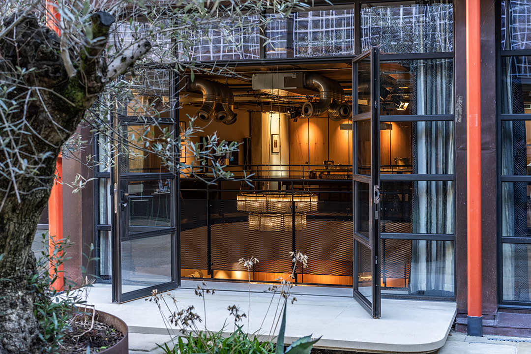 Tim Burtons Former Primrose Hill Home In London Seeks 20m Doors