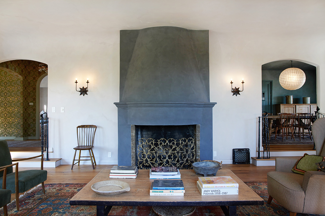 Ashley Tisdale Unloads A 1923 Built Los Feliz Home Fireplace B