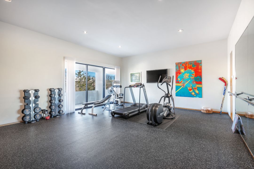 Quogue Village Hamptons Oceanfront Contemporary Home Gym