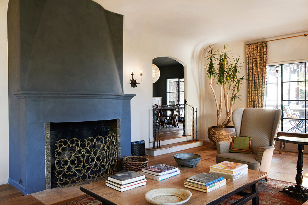 Ashley Tisdale Unloads A 1923 Built Los Feliz Home Fireplace