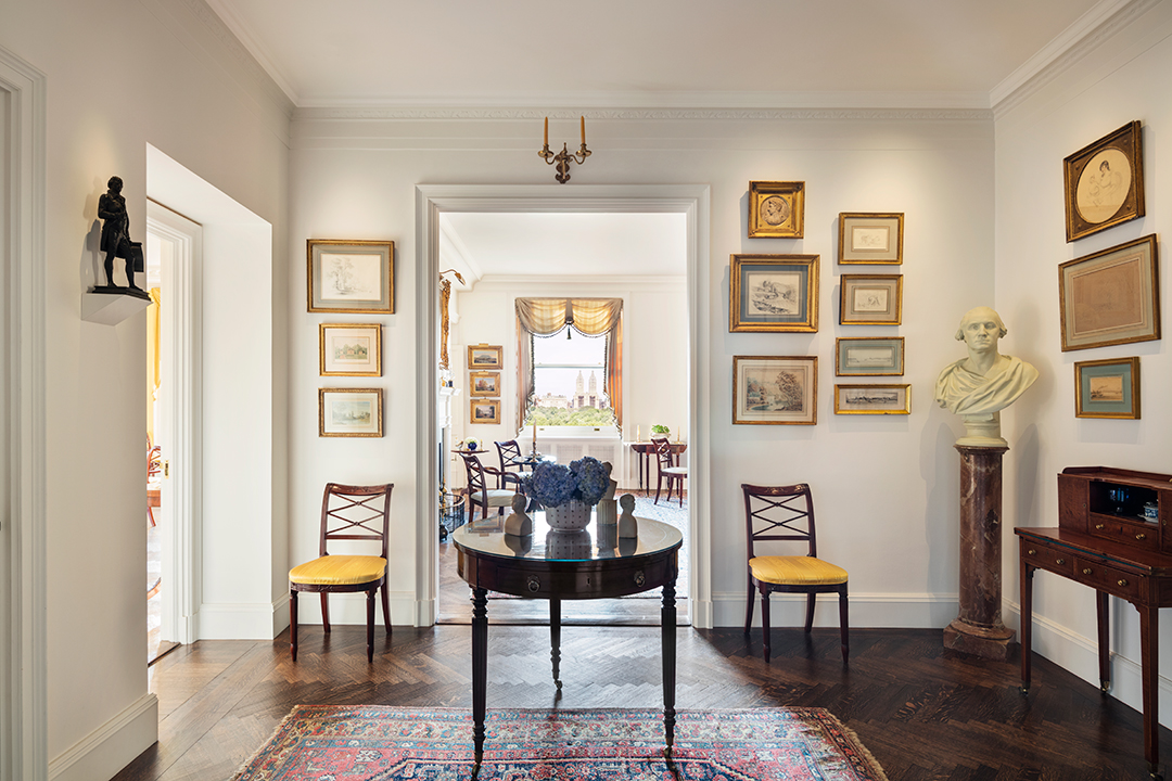 Harry Winston Once Called This 32 5m Upper East Side Stunner Home Foyer
