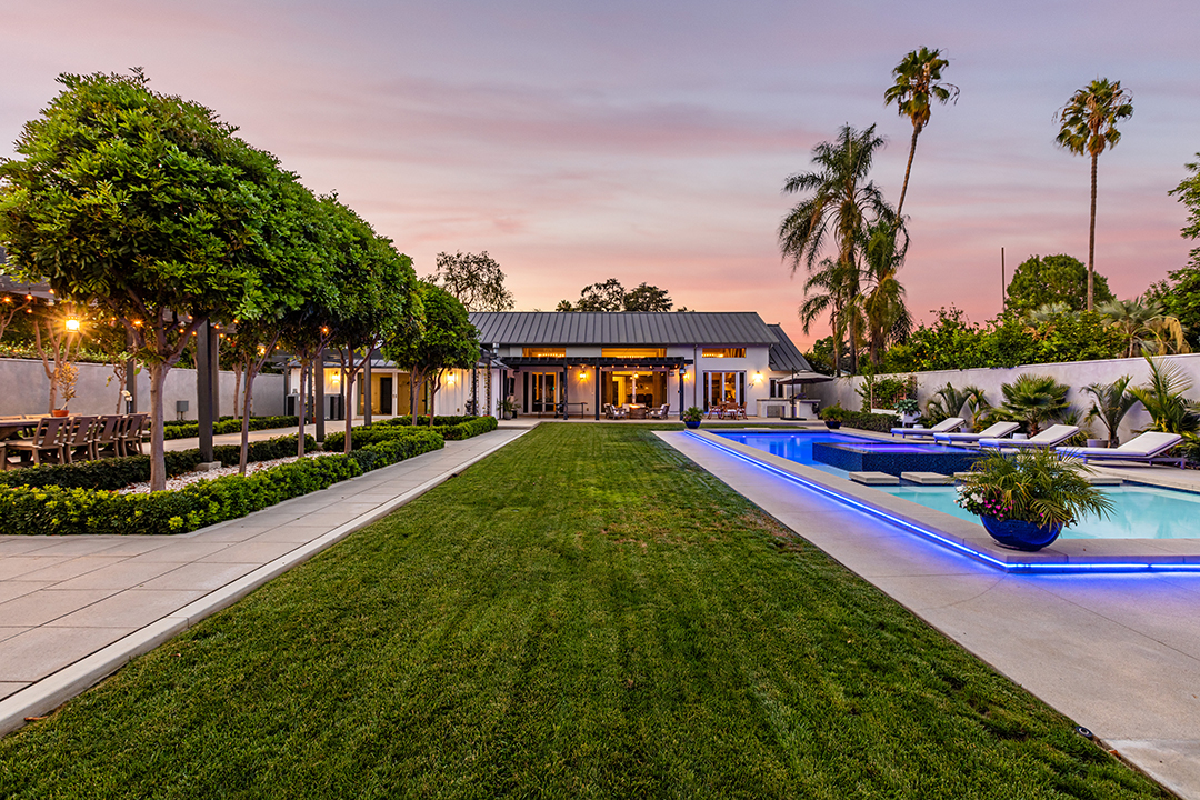 Meghan Trainor Wants 5 6m For Toluca Lake Home Once Owned By Bing Crosby Exterior