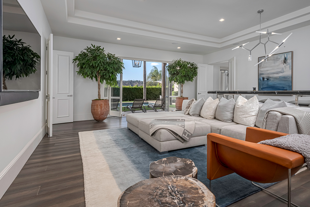 Lindsey Vonn And P K Subban Part Ways With Beverly Hills Home Den B