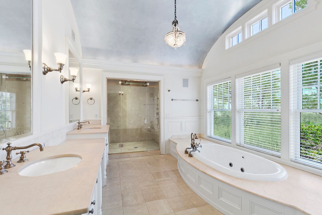 Sag Harbor Noyac Bay Waterfront Home Bathroom