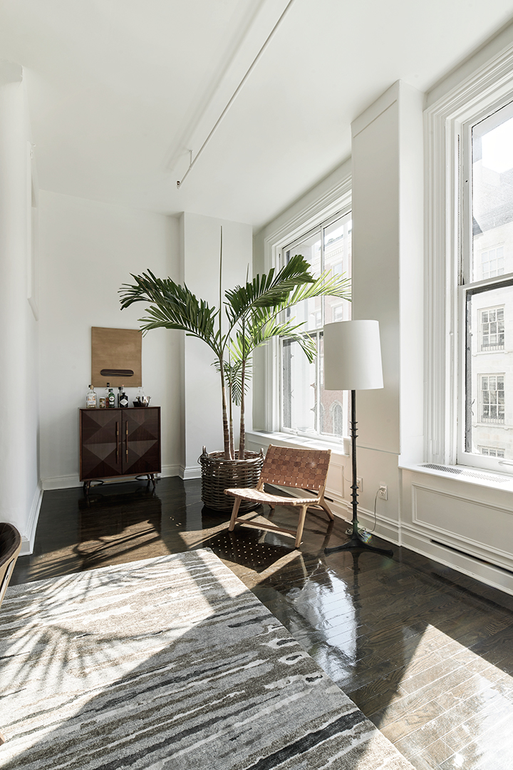 Tour A Bright And Chic Soho Loft Newly Listed For 7m Sunny