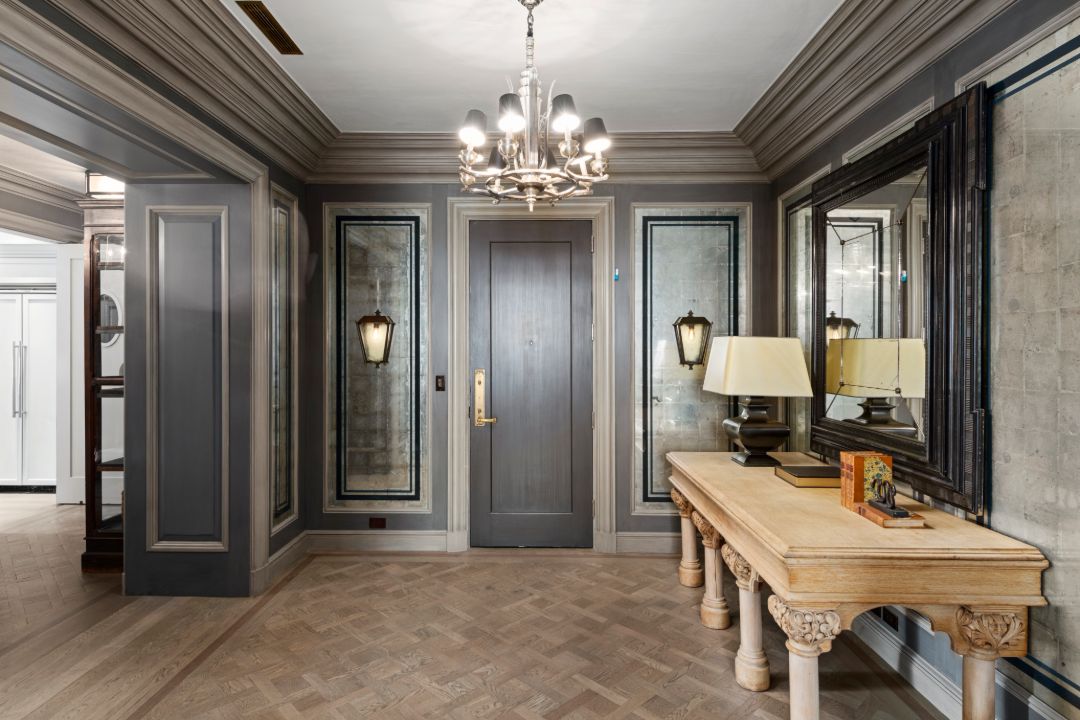 Plaza Hotel Astor Suite Foyer