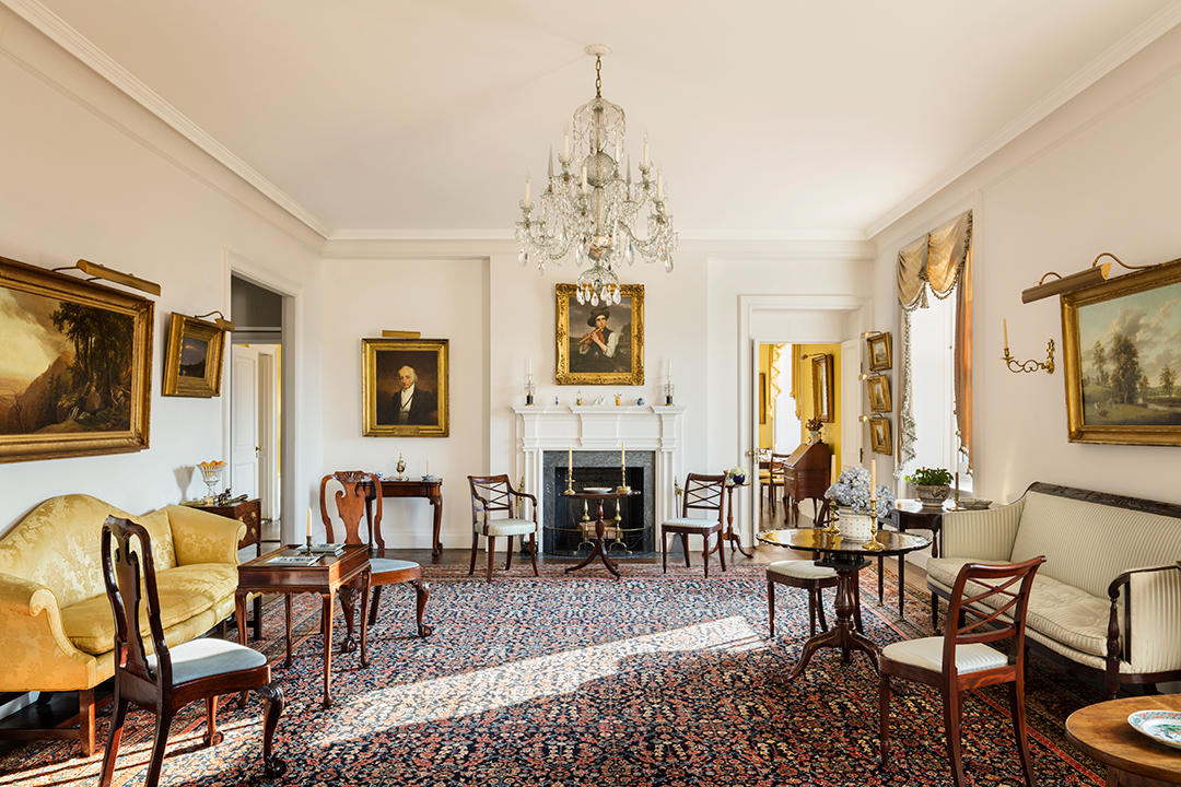Harry Winston Once Called This 32 5m Upper East Side Stunner Home Formal Living