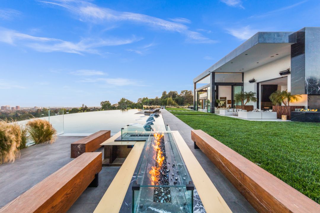 Bel Air Most Expensive Home With Nft Gallery Infinity Pool