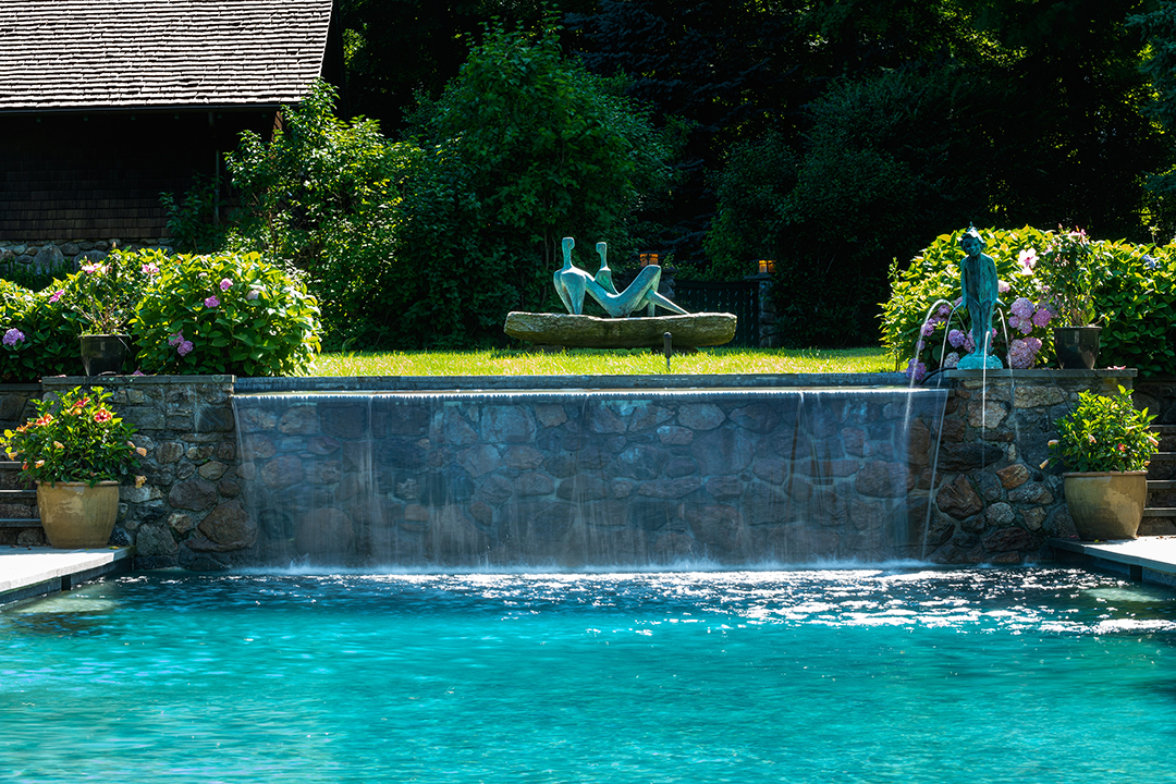 Robert A M Stern Designed This Arts Crafts Style Home For Sale In Greenwich Statues