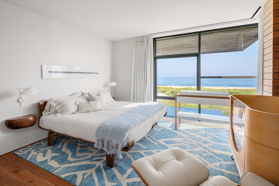 Breathtaking Bridgehampton Modern Lists For 52m Bedroom C