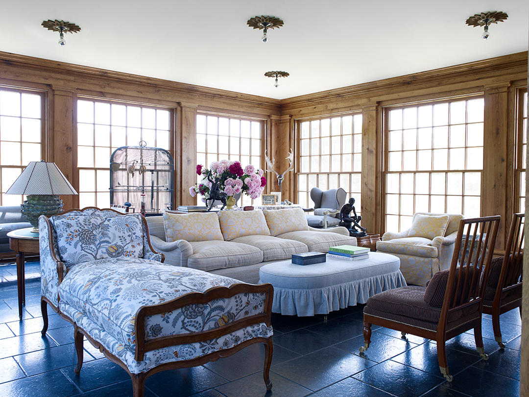 Meet Darren Henault The Interior Designer Who Founded Tent Living Room B