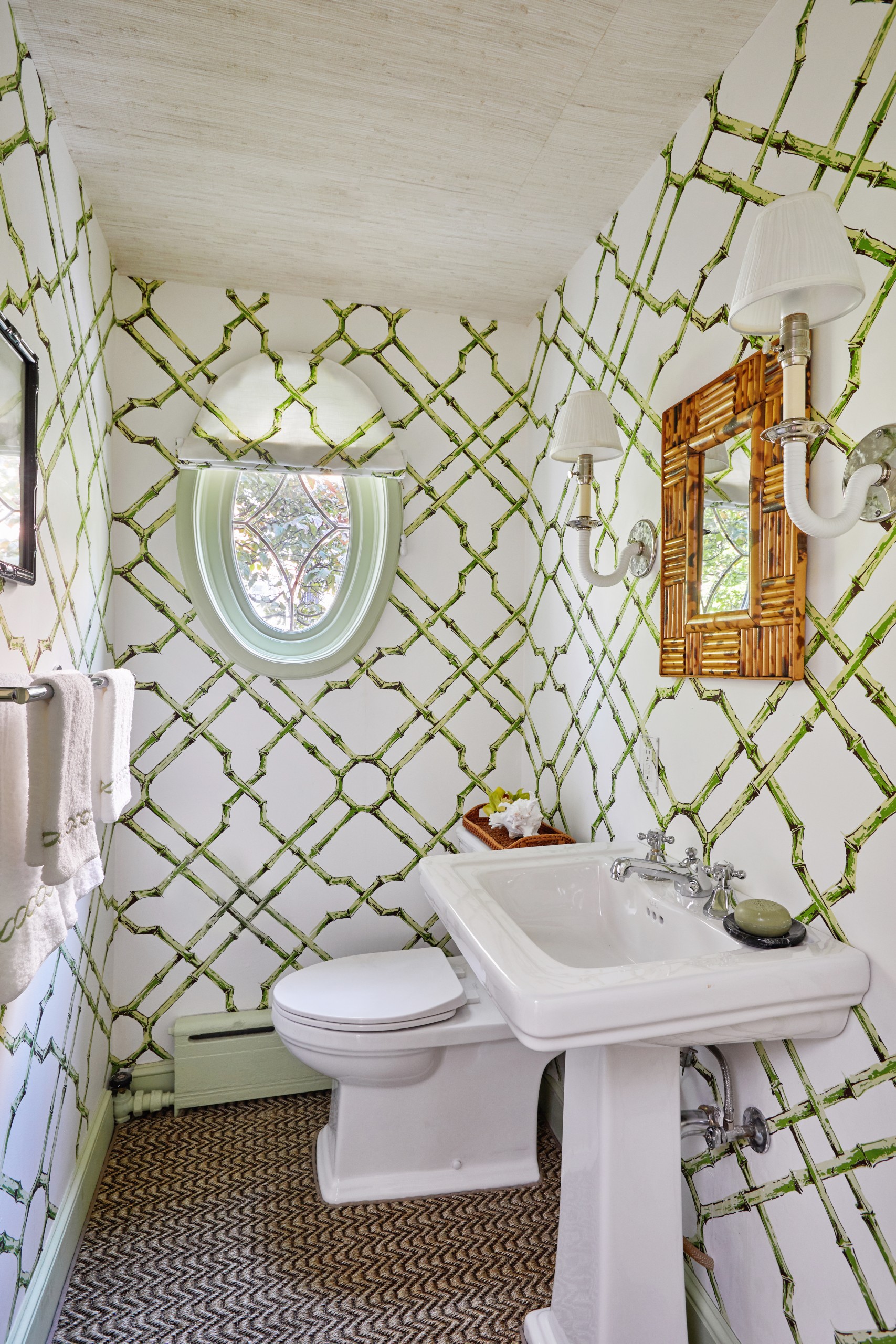 Green bamboo wallpaper