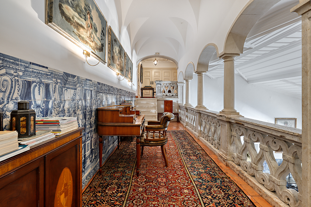 Quinta Patino Palace Hall