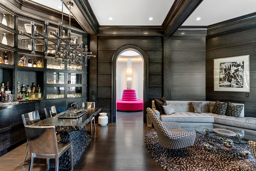 Explore A 16 5m Hamptons Mansion Decked Out For Summer Fun Bar B