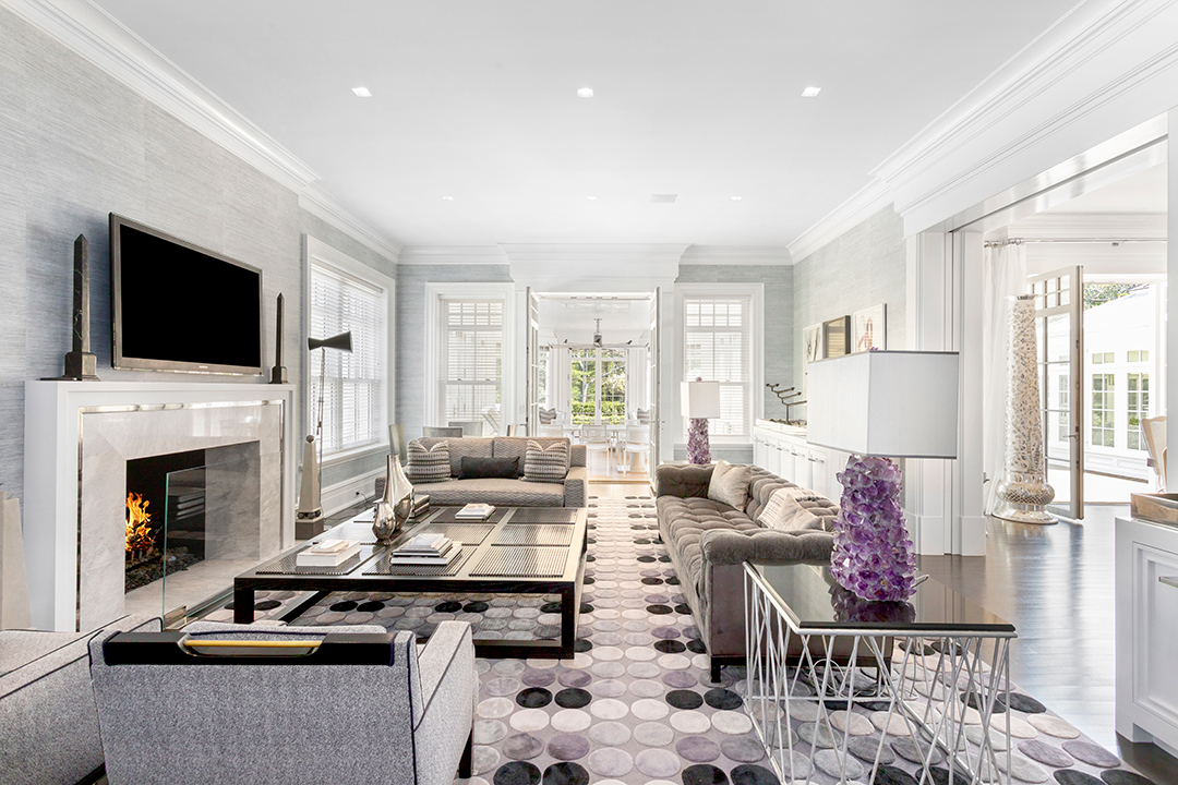 Explore A 16 5m Hamptons Mansion Decked Out For Summer Fun Living Room B