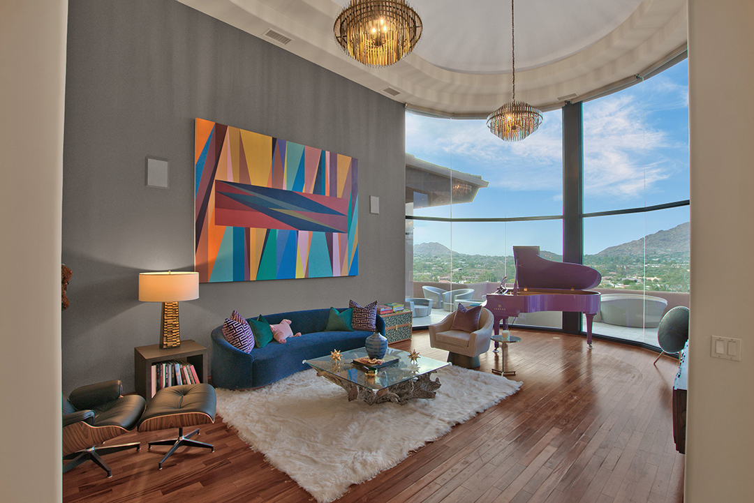 Alicia Keys And Swizz Beatz Say Goodbye To Their Hilltop Arizona Home Living Room Area