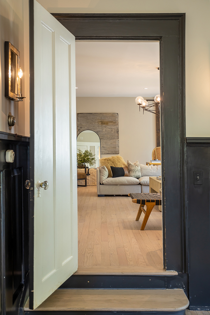 Darien Home Gets A Modern Yet Rustic Refresh From Jody Deluca Designs Entry