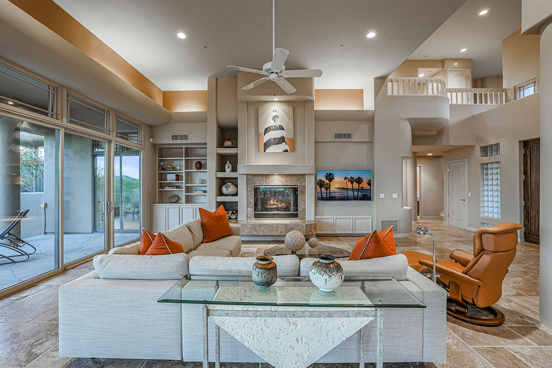 Scottsdale Troon Country Club Golf Course Family Room