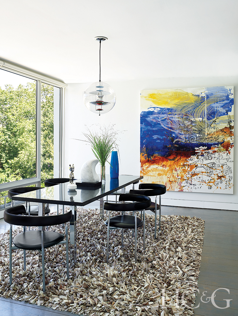 Modern Dining Room Interior Design Textured Carpet and Wall Art