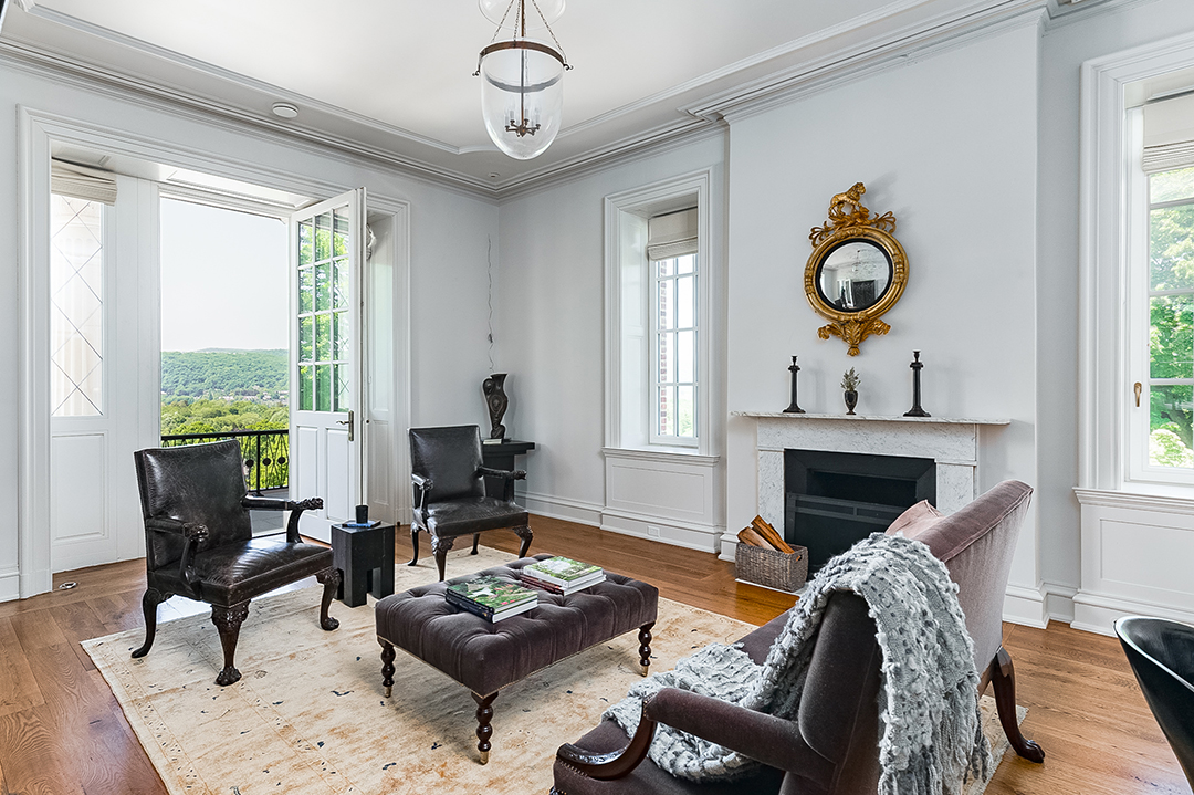 Hudson Valleys Historic Circa 1864 Sloan Estate Lists For 11 25m Sitting Room