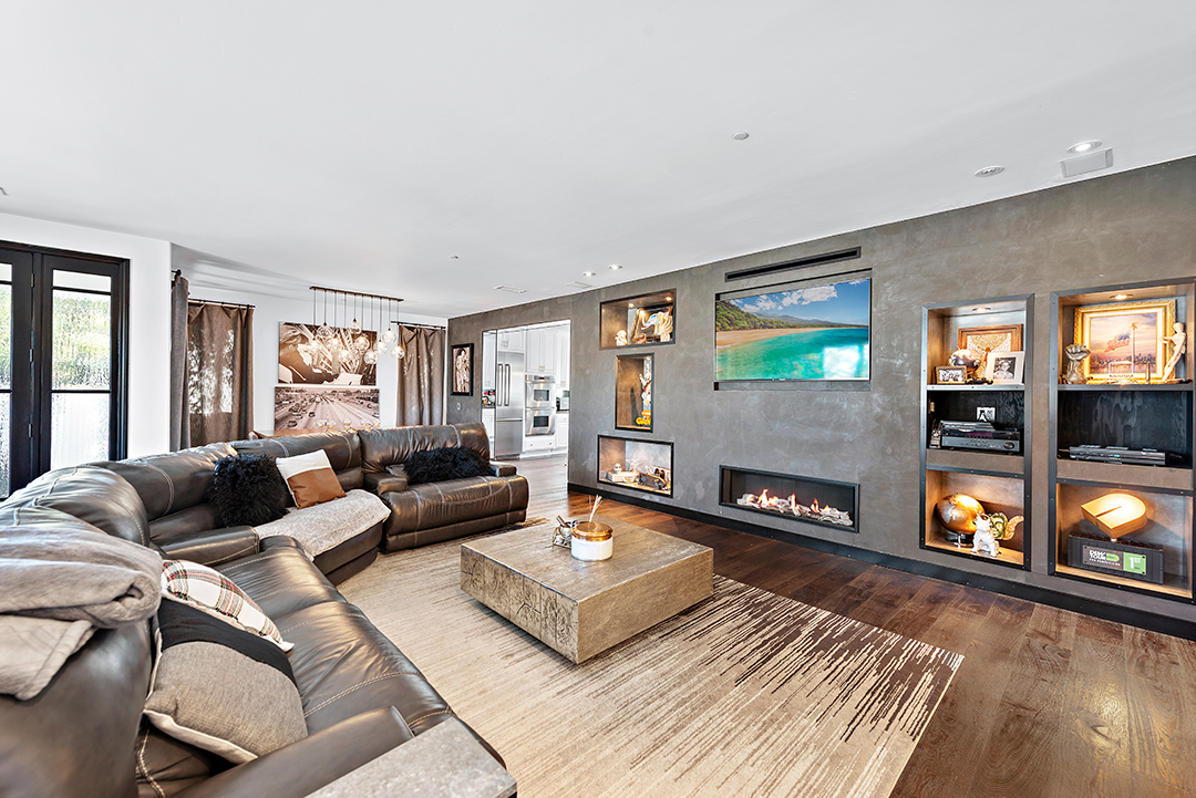 Ryan Sheckler San Clemente Home Living Room