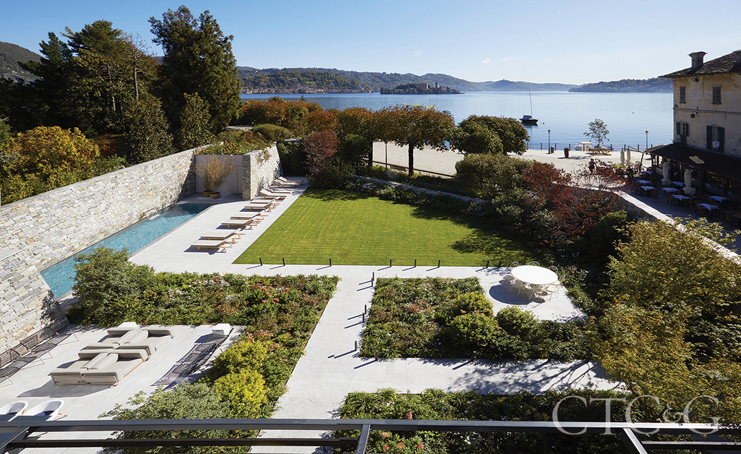 Property Overlooking Lake Orta