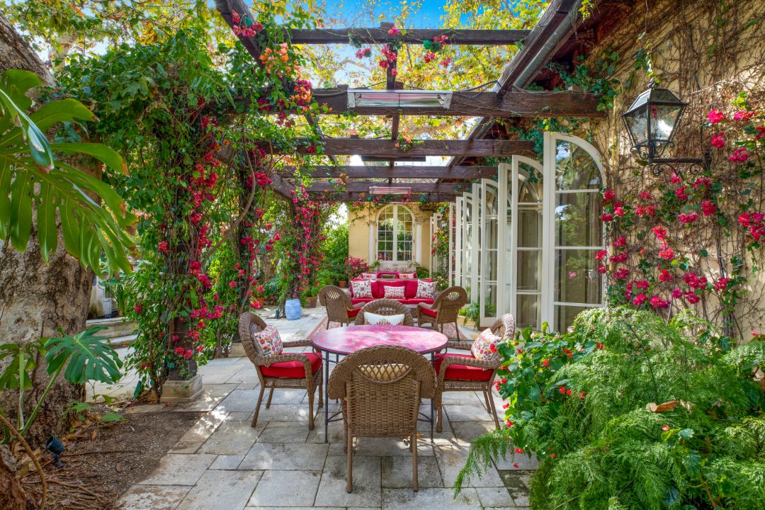 Howard Ruby Yvette Mimieux Bel Air Italian Villa Estate Terrace