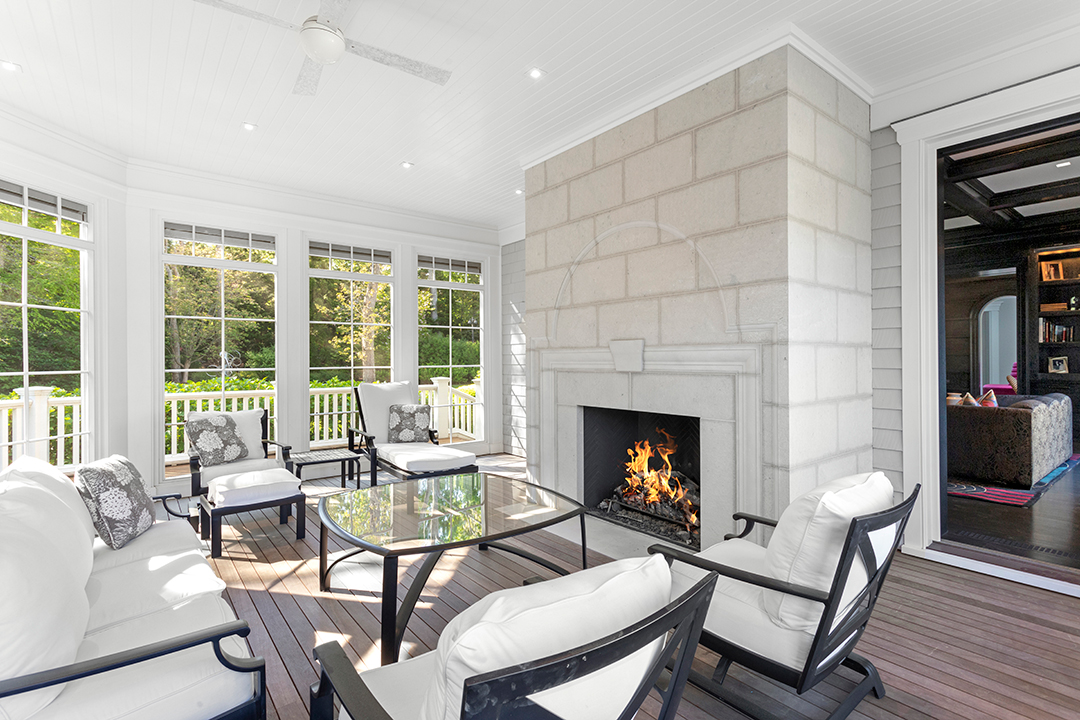 Explore A 16 5m Hamptons Mansion Decked Out For Summer Fun Porch