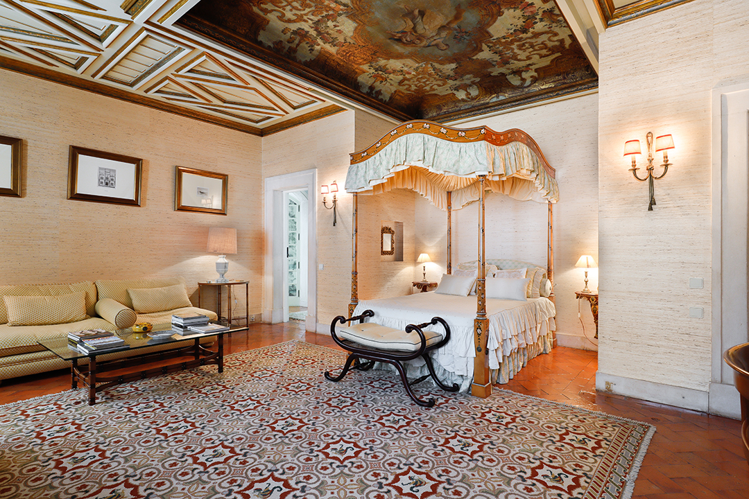 Quinta Patino Palace Guest Room