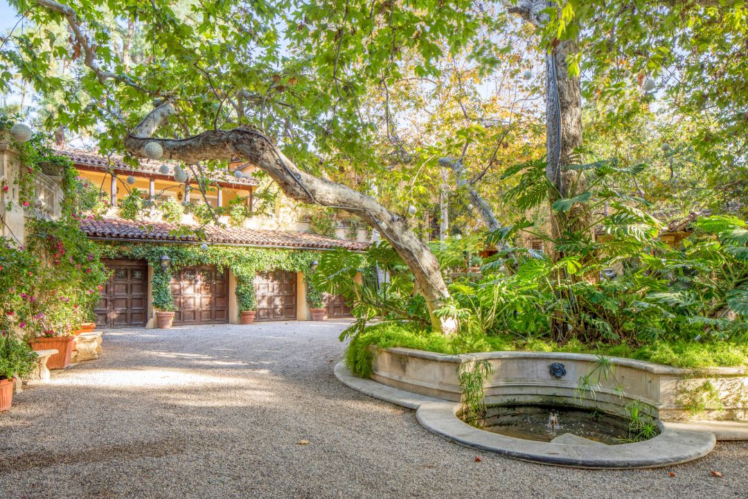 Howard Ruby Yvette Mimieux Bel Air Italian Villa Estate Motor Court