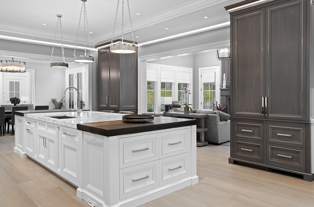 Lavish Backcountry Greenwich Estate Asks 17 5m Kitchen B