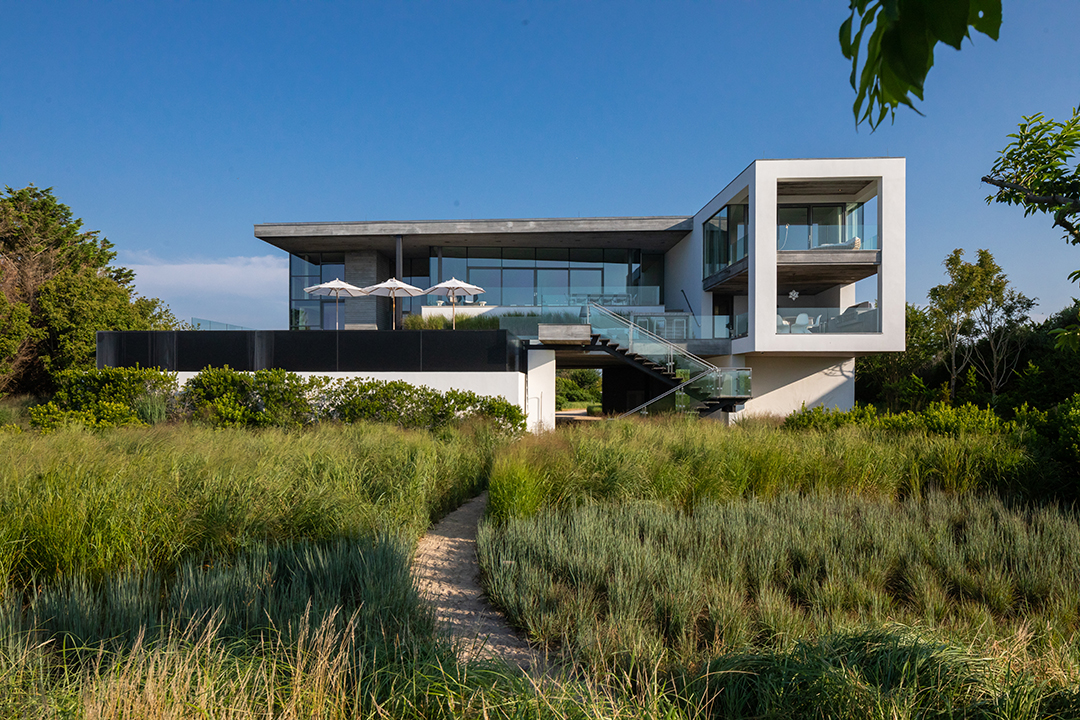 Breathtaking Bridgehampton Modern Lists For 52m Exterior