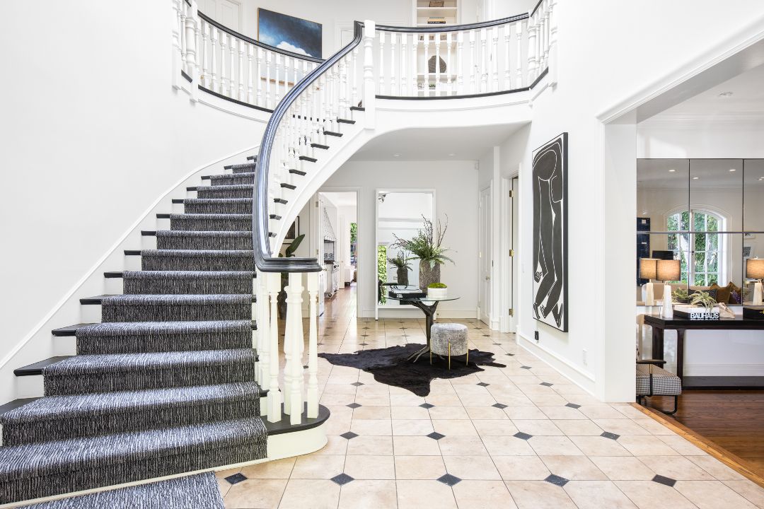 Louise Taper 617 North Rodeo Drive Foyer
