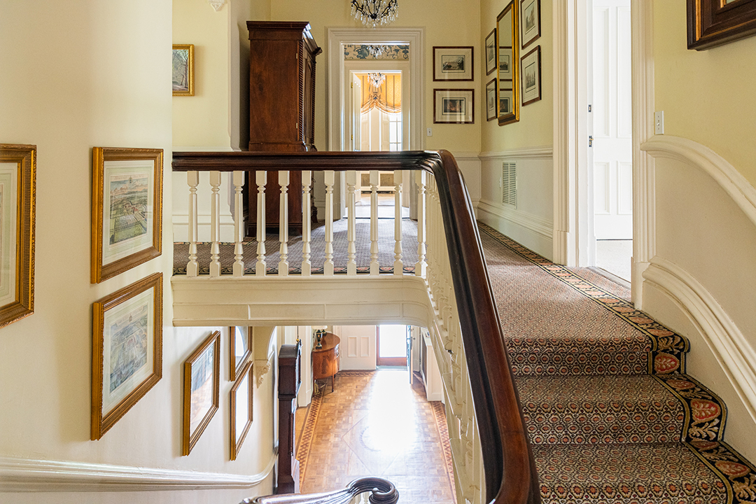 Enchanting Victorian Harkening To Gilmore Girls Lists In Southport Ct Stairs B